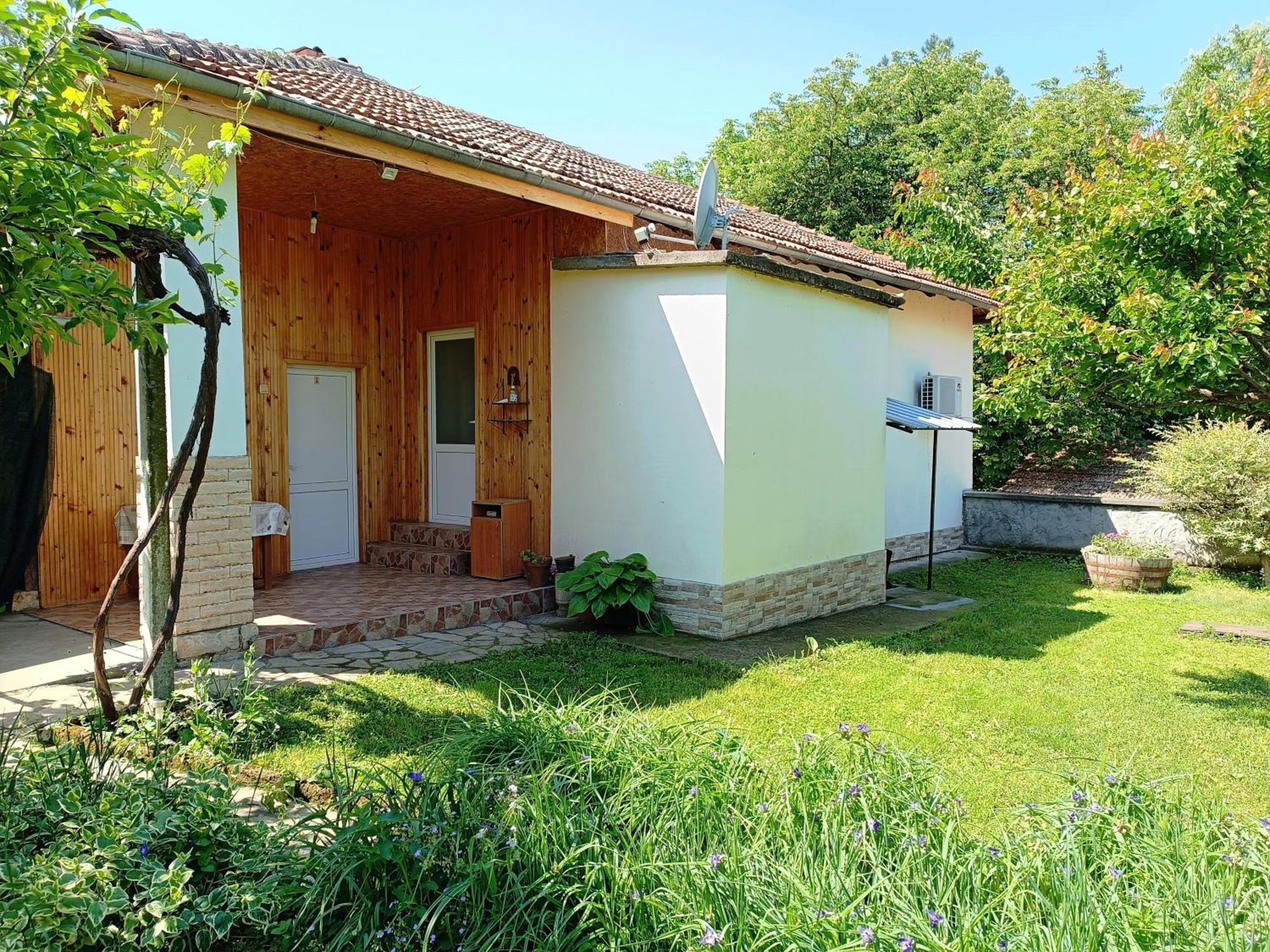 Divna Guest House Κρουσούνα Εξωτερικό φωτογραφία